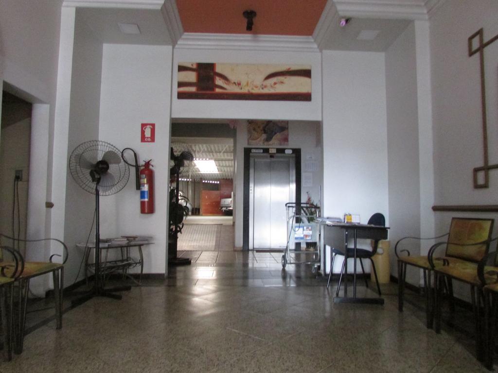 酒店 Araguaia Goiânia